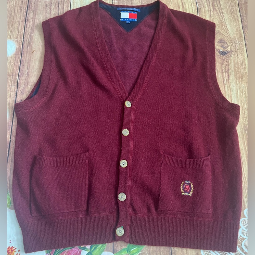 Tommy Hilfiger Men's Burgundy Button-Front Sweater Vest